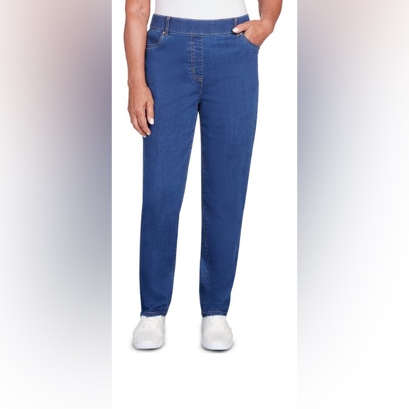 Alfred Dunner® In Full Bloom Dark Wash Denim Short Size 16 Petite NWT - Picture 1 of 6